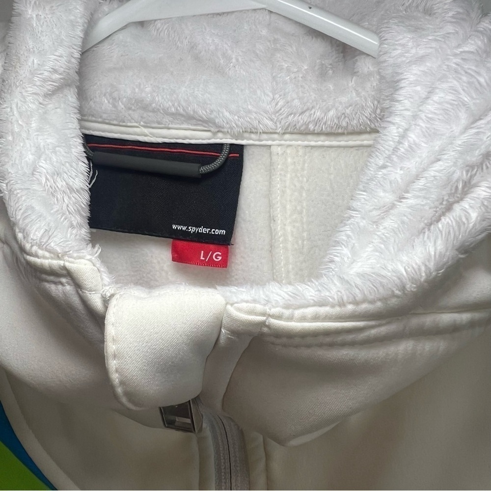 Hooded Spyder Jacket - Picture 4 of 9